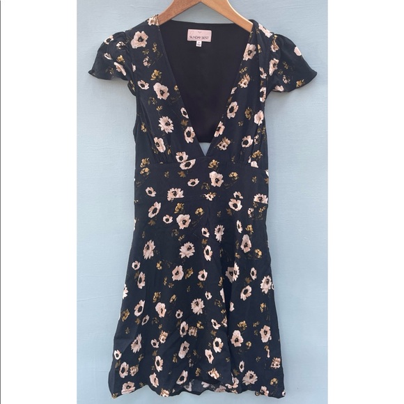 Aritzia Rand Dress by Sunday Best - Picture 2 of 6